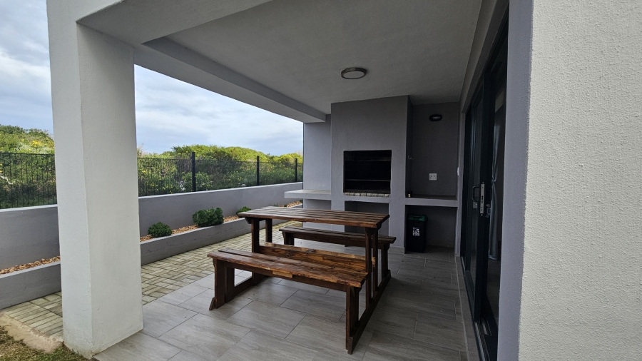 2 Bedroom Property for Sale in Stilbaai Wes Western Cape